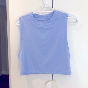 This is on perfect condition, and is an amazing summer/spring tank top.